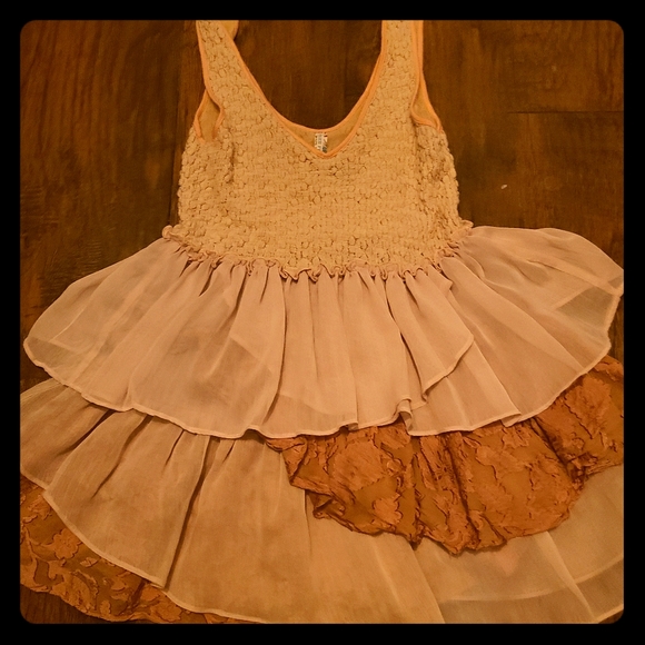 Free People Top - Picture 1 of 3